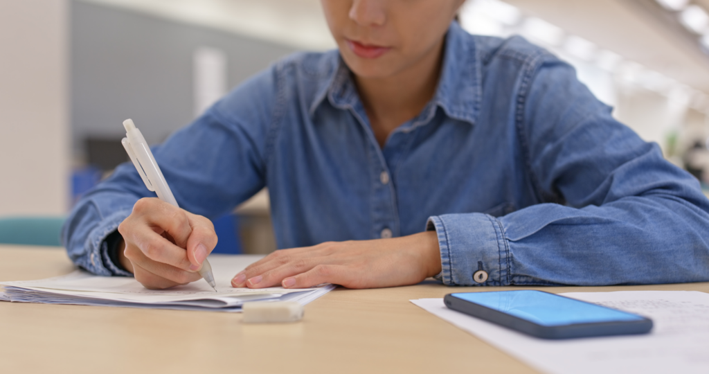 Quer se atualizar para disputar as melhores vagas na área de vendas? Então você precisa conhecer nosso curso de gestão comercial!
