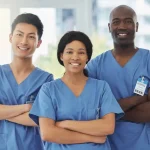 Carreira em Enfermagem: áreas de atuação e oportunidades no mercado de trabalho